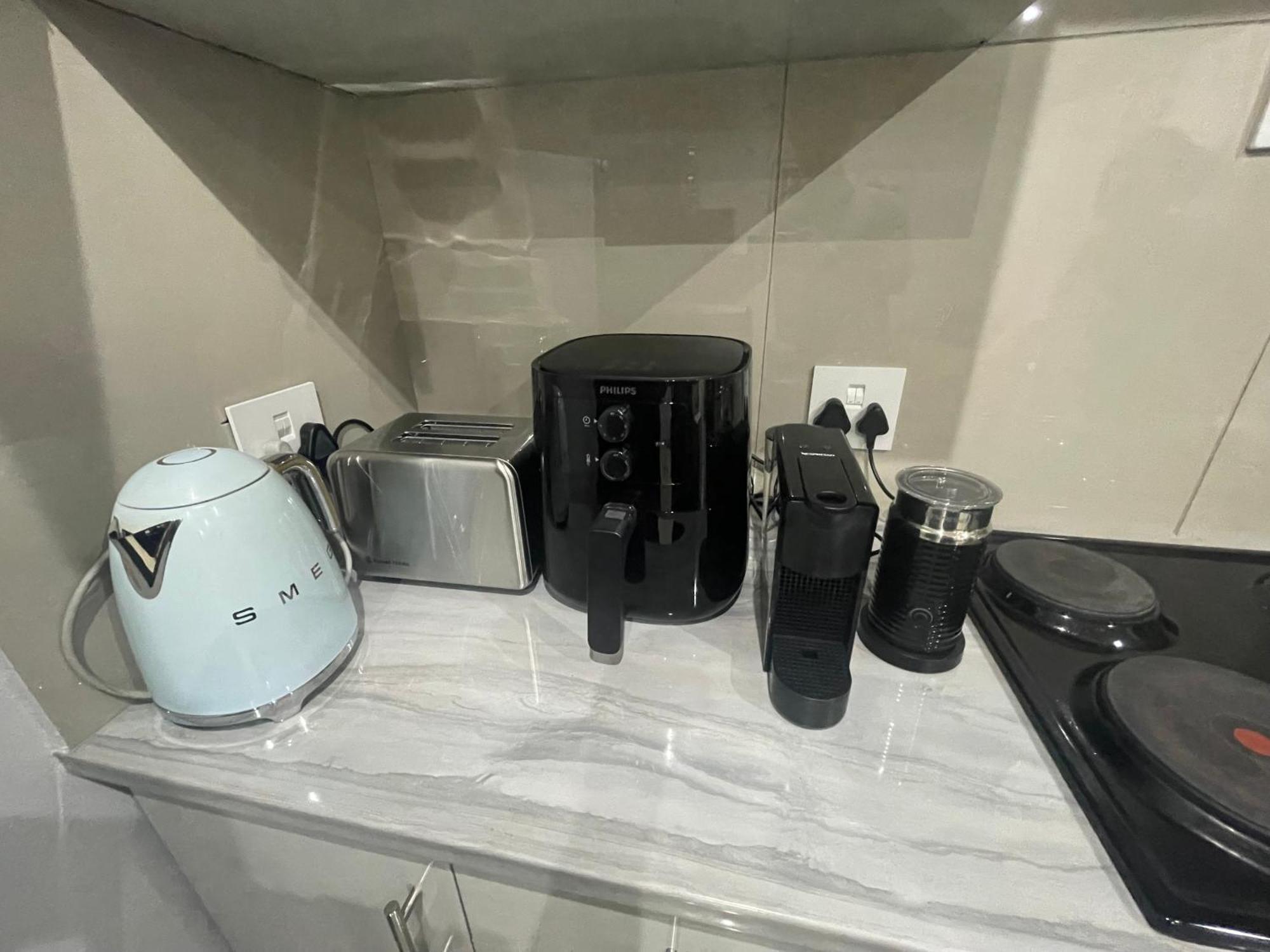Trendy, Comfortable 1 Bedroom Apartments In מטטה מראה חיצוני תמונה