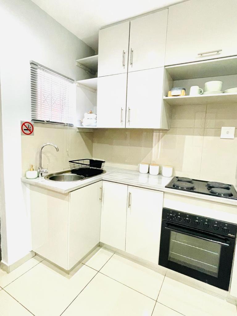 Trendy, Comfortable 1 Bedroom Apartments In מטטה מראה חיצוני תמונה